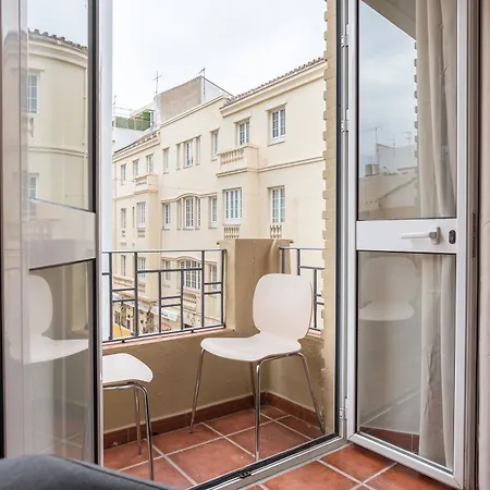 Cervantes Apartment *